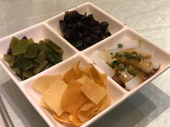 -渝半城经典川粤菜(重庆天地店)