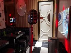 -皇马纯KTV·量贩·聚会(民治店)