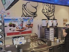 -DQ·蛋糕·冰淇淋(奥林匹克广场店)