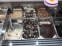 -VENCHI 闻绮(上海佛罗伦萨小镇店)