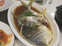 -鑫悦楼煎蟹·16年海鲜大排档