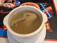 西洋参乳鸽炖盅-膳心记-明火四宝煲仔饭(燕南店)