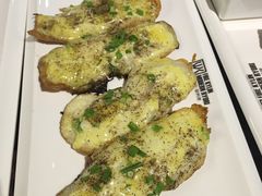 -HIHE Bistro·Oyster Bar(华熙live店)