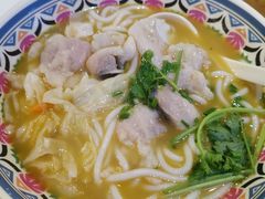 -鑫花溪牛肉米粉(人民广场店)