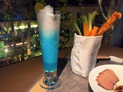 -穹六人间 people 6(岳阳路店)