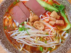 肥肠米线-苗八碗米线