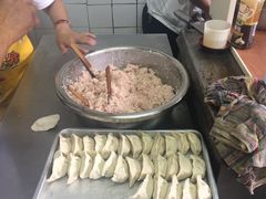 -黄阿姨锅贴大王(万航渡路店)