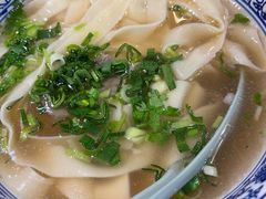 -东大桥小国抻面烧烤(长通路店)