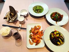 -皇饭儿餐饮管理有限公司(赞成大厦店)