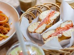 烟熏三文鱼三明治-麦田工坊(月湖店)