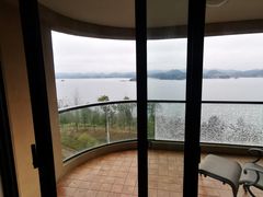 -千岛湖忆湖度假酒店(中心湖景区店)