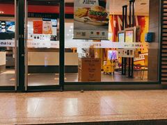 门面-麦当劳(驿坂服务区B区店)