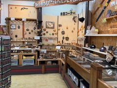 -(株)越後屋デパート