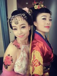 -盘子女人坊生日照·摄影馆(华强店)