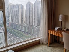 -武汉五月花大酒店(武昌火车站中南路地铁站店)