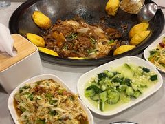 -小火炕铁锅炖鱼
