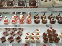 -好利来(东直门银座店)