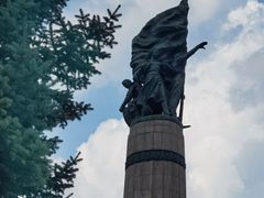 -人民防洪胜利纪念塔