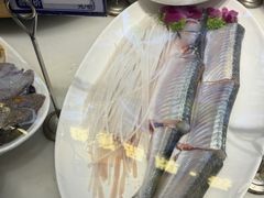-日月昇渔家菜·海肠捞饭·大连海鲜(星海公园店)