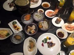 -半岛翡丽海鲜自助餐厅(观风亭店)