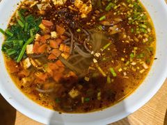 -三好食堂(煎饺·馄饨·肉饼米线·盛世广场店)