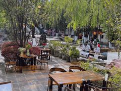 -蓝壁虎咖啡酒馆