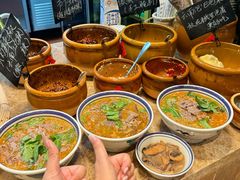 -云阿蛮云南生烫牛肉米线(奉贤路店)