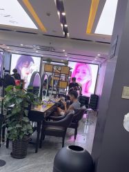 -藤野造型烫染·漂发