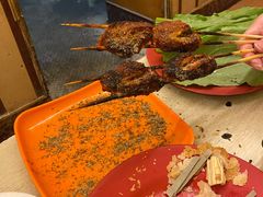 -洞庭洲·防空洞火锅·烧烤·铜锅涮肉(新百广场店)