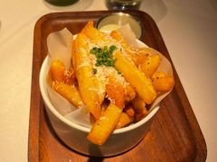 -阿妮叶李(光谷世界城店)