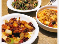 -渝信川菜 · 川味家常菜(长安店)