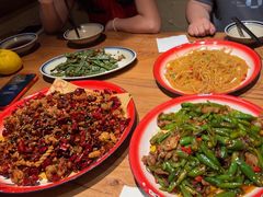 -泥糊破店小酒馆·团建聚餐(南京西路店)