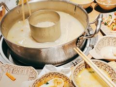 -江小渔鲜鱼火锅(冠亚星城店)
