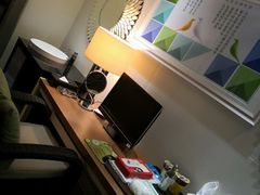 -喜鹊愉家酒店(郑州曼哈顿博览中心地铁站店)