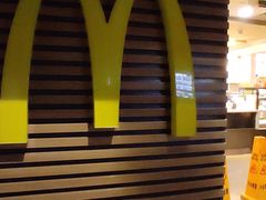 -麦当劳(新洲南路店)