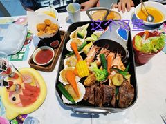 -水桶王国主题餐厅·聚会·生日派对·亲子活动·家庭套餐(亚龙湾希尔顿店)