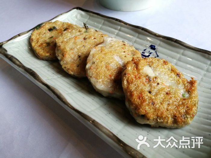 礼云子鱼饼