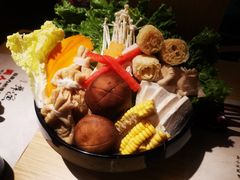 -舞漁日料美人胶原锅(陆家嘴中心店)