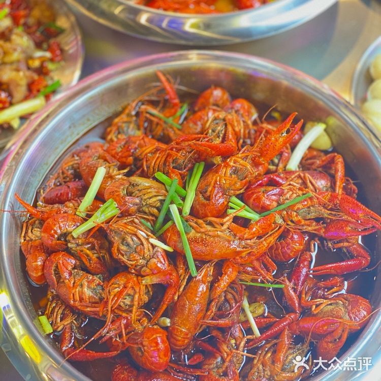 要说哪里吃大龙虾 必去网红餐厅 辣个不停麻辣龙虾