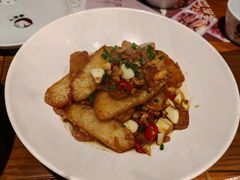 -黄泥岗·地道湖北菜(奥特莱斯店)