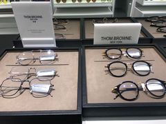 -目艮眼镜SHOWROOM(品牌集合店)