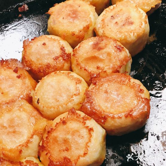 小庞牛肉煎包红烧牛肉面