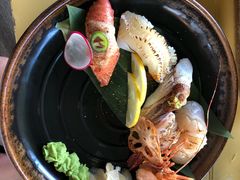 -Green Leaf Sushi l Kitsilano