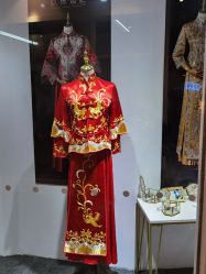 -欣薇婚纱(新源乐汇城店)