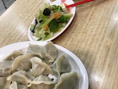 -赵奶奶水饺锅贴小酒馆(丁字沽店)