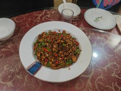 -湖南人家湘菜馆(镇江路店)