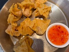 翡翠炸云吞-禄粥·广府味·煲仔粥·宵夜·明档现做(江南西店)