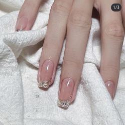 -悦指间美甲美睫美肤