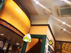 -玛格萝妮比萨屋(四平店)