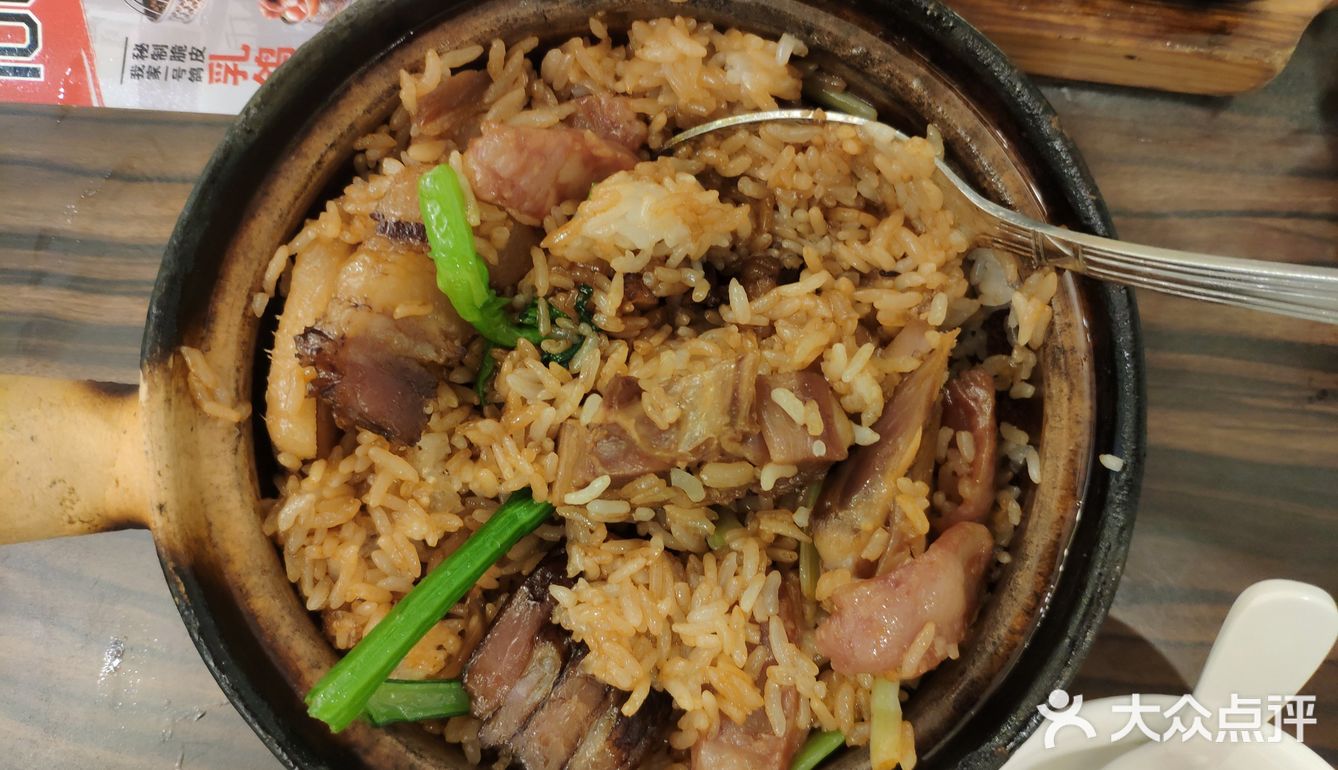 宝宝围兜，宝宝餐具，真的太感谢了，东西也很好吃